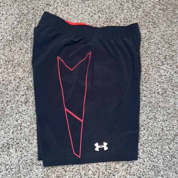 Under Armour Shorts - Picture 4 of 4